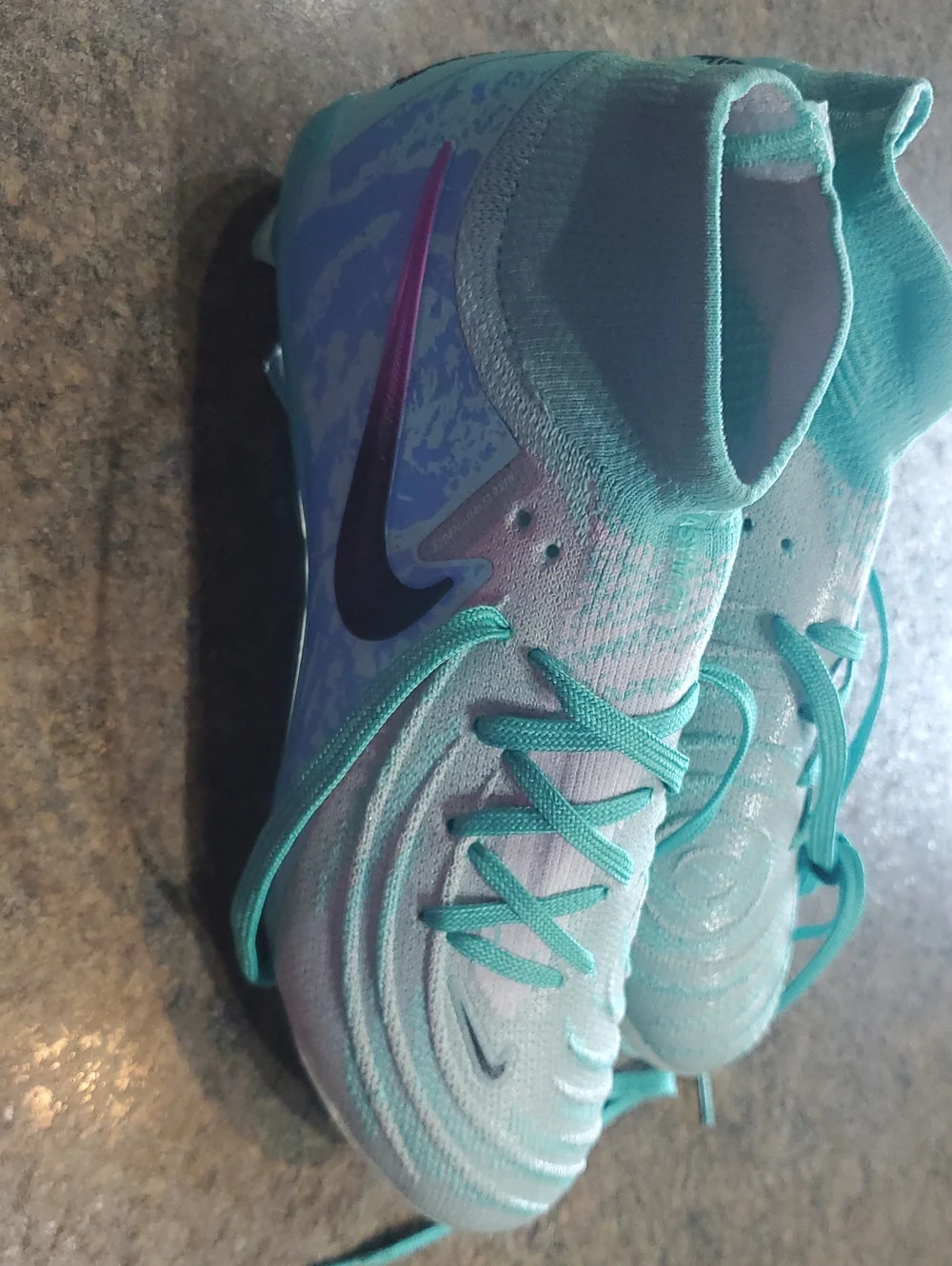 Nike light aquamarine